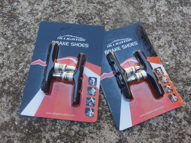 DAHON METRO（自転車）のブレーキシュー交換
