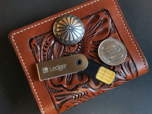 ビットコインを普通のお財布に入れてみた